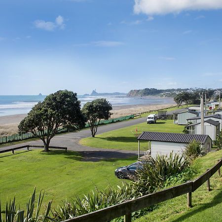 Oakura Beach Holiday Park エクステリア 写真